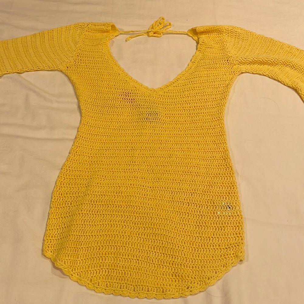 Backless Yellow Dress - Picture 2 of 3